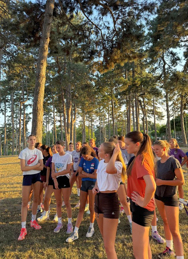 aaaPrvi trening prvotimki 7